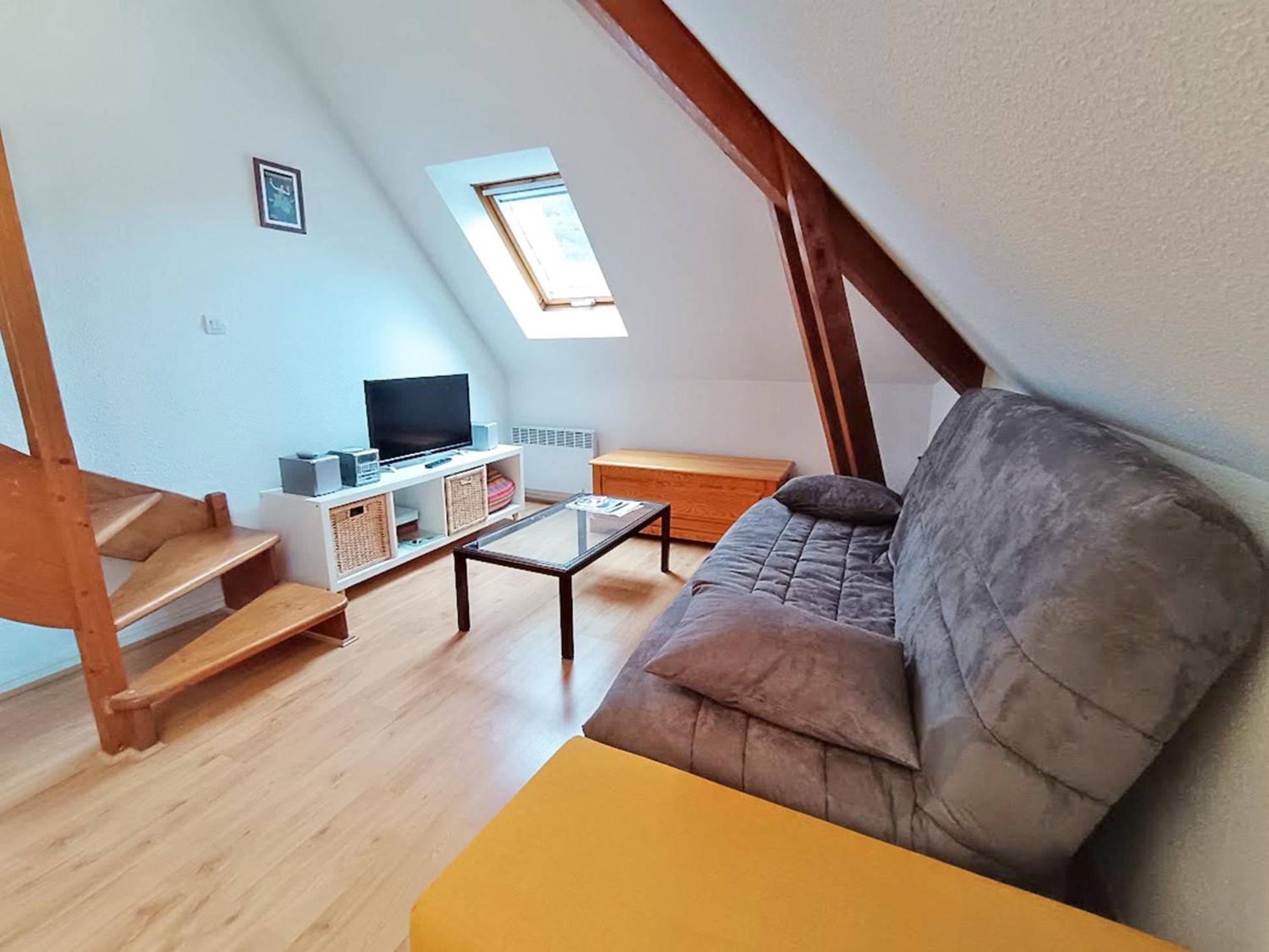 Chez Charlotte, T3 Duplex, Vue Montagne, Parking Gratuit, Ascenseur, 4 Personnes Daire Bagnères-de-Luchon Dış mekan fotoğraf