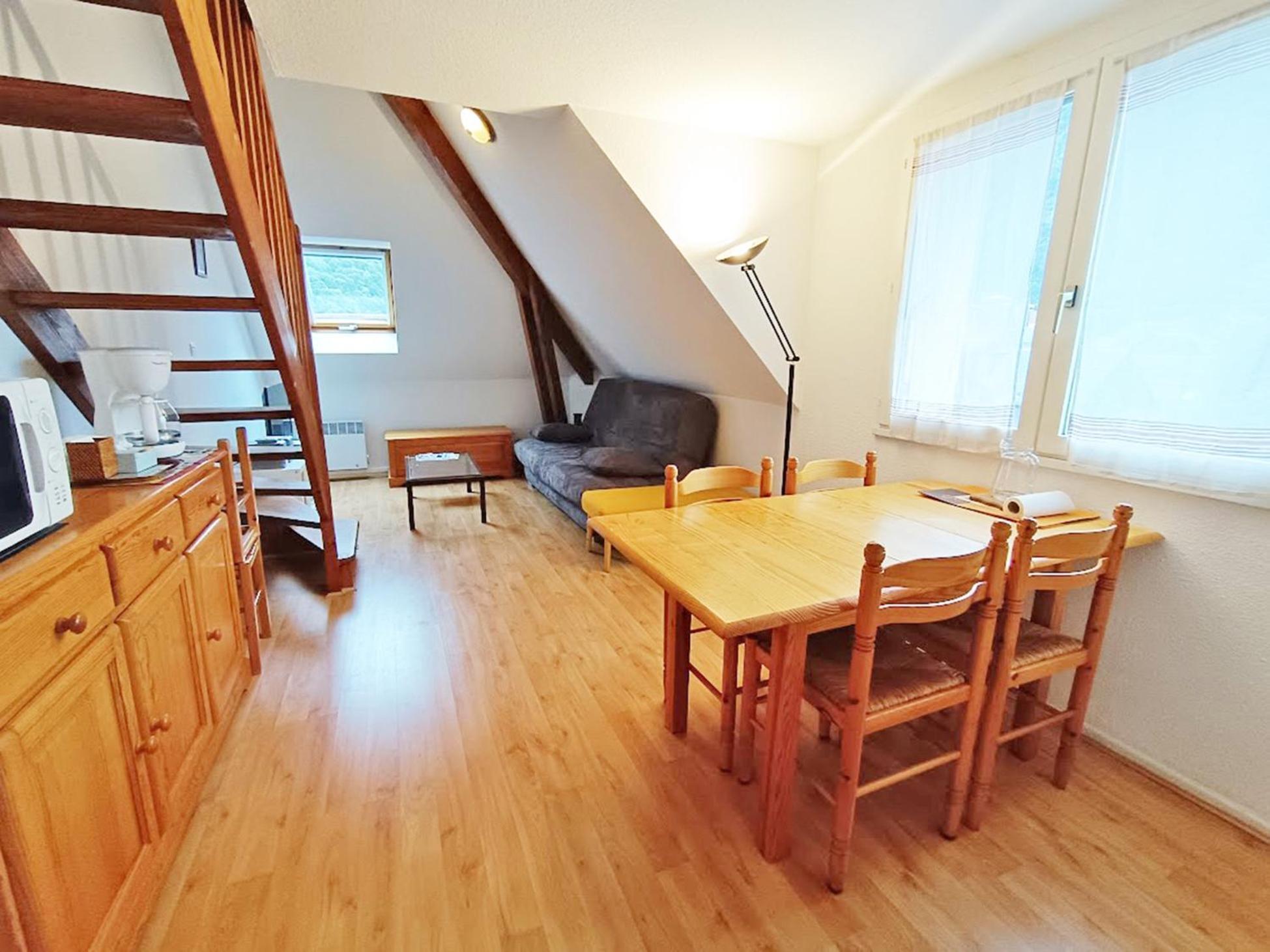 Chez Charlotte, T3 Duplex, Vue Montagne, Parking Gratuit, Ascenseur, 4 Personnes Daire Bagnères-de-Luchon Dış mekan fotoğraf